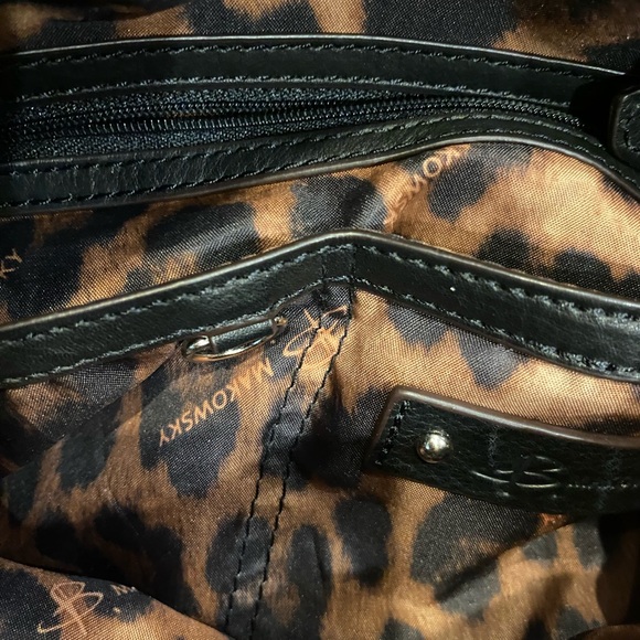 B Makowsky Black Leather Hobo Shoulder Bag - Picture 6 of 16